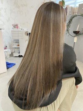 プルメリアドット(Plumeria.) 髪質改善　＆　ハイライト