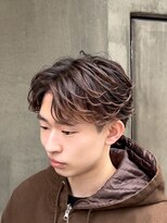 リンダ(LYNDA)&nbsp;フェザーパーマ/コンマバング/センターパート/ライトブラウン