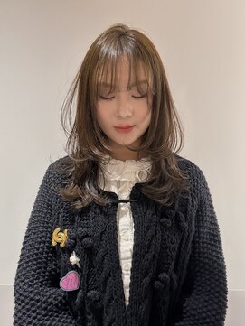 マイル 渋谷(mile) ブリーチなしオリーブベージュ×ミディアムレイヤー