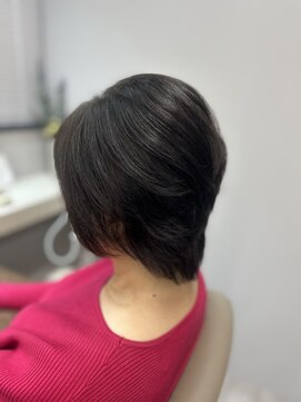 アオ 花咲町(a-o) ふんわりショートレイヤー♪