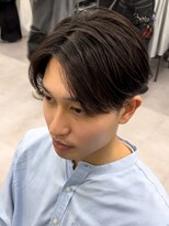 リップス 栄(LIPPS)&nbsp;センターパート刈り上げツーブロック