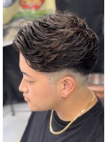 バジー バイ ディーアンドティー(Buzzy by D&T)&nbsp;ショートフェザーパーマ