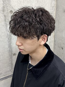 オーシャントーキョー ホワイト 原宿(OCEAN TOKYO WHITE) 無造作マッシュ波巻きツイストスパイラルパーマ黒髪