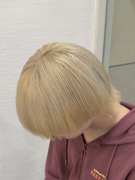 ルィ 名古屋栄(llwy) ブロンドベージュ