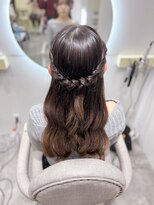 ヘアセット クラン ルシェ 心斎橋玉屋町店(hair set Clan luce) ねじりハーフアップ