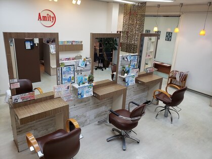 ヘアコミュニケーション アミティ 陽南店の写真