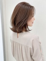 セレスト 心斎橋店(CELESTE)&nbsp;顔まわりミディアムレイヤー×外ハネ艶感モカベージュ