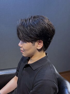 ビーダンディー(Bee dandy) ビジネスツーブロック 毛流れショート センターパート