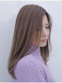 ナチュラルストレートなセミロング