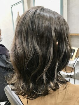 ルノン(LUNON) ★くびれセミディー★