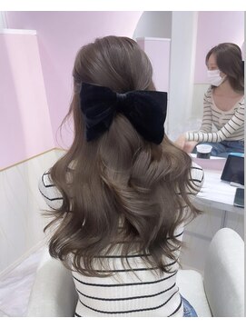 アディション 新宿(ADITION) 韓国ツヤカラーオリーブグレージュ