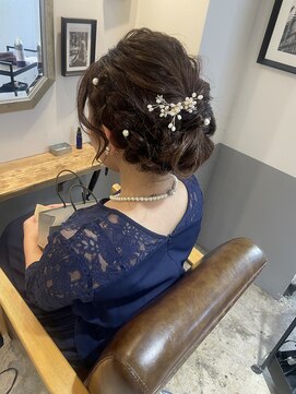 ヘアーワークス ヘルム 渋谷店(HAIR WORKS HELM) [HELM渋谷]編み込みアップスタイル