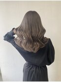 レイヤースタイル×グレージュミルクティー