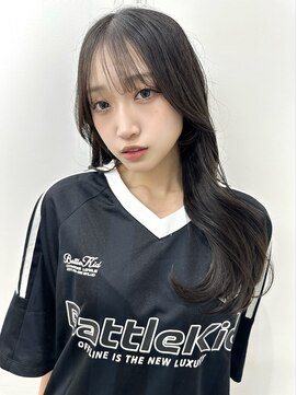 ヴィオットバイサロン(Viot by Salon) レイヤーカットデザインカラーオリーブベージュウェットヘア