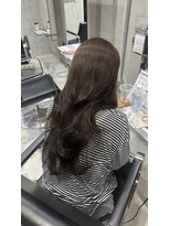 ラック(LUCK)&nbsp;レイヤーぱっつん前髪ステップボーンカットシルキー船橋/韓国