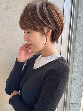 アフロート ルヴア(AFLOAT RUVUA) みねスタイル♪ 似合わせ ショート ボブ 30代 40代 小顔 新宿