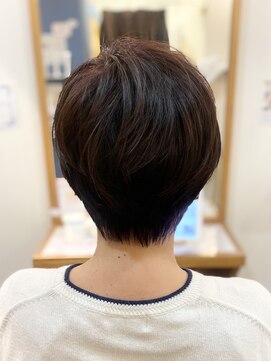 フリージア(freesia) 30代40代50代/大人ショート/艶髪/ヘッドスパ