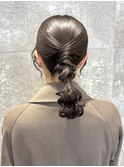 ヘアセット 結婚式ヘア お呼ばれヘア タイトヘア ローポニー