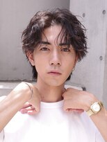 フィフス 渋谷(fifth)&nbsp;S字のカールが人気のセンターパート×波巻きスパイラルパーマ