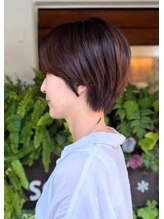 スクエアウーノ 博多(SQUARE＊UNO HAKATA) 計算カットで叶う、伸びても幼く見えない大人ショート