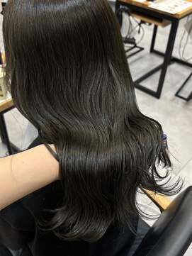 アチーブリス(achieve Liss) ツヤ感オリーブブラウン