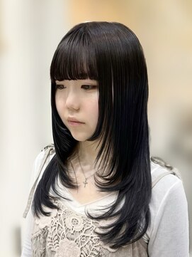 顔周りレイヤー/暗髪カラー/ハイレイヤーカット/東大阪