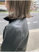 外ハネボブ×ベージュアッシュ