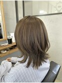 切りっぱなしミディアムウルフ