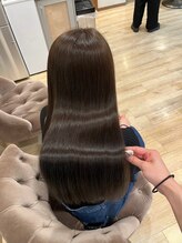当店自慢の縮毛矯正「ノンストレス縮毛矯正」で髪質改善お任せください！