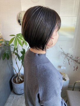 キキ(kiki) ショートボブ#耳掛けショートボブ#三重