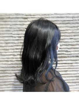 ビスイル 秋葉原店(Vis ill) 20代30代大人かわいい透明感★ネイビーイヤリングカラー