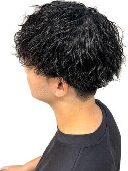 ネイキッド ヘアーズ ユニット(Naked HAIRS UNIT)の写真/学生～社会人までどんなシーンでも似合うデザインをご提案！[メンズカット＋パーマ￥8970～]