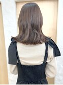 【新井】こっくり透明感 ブラウンベージュ ミディアムヘア♪