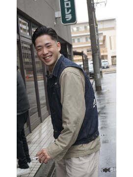 ジェントルマンバーバー(gentleman Barber) スリックバック