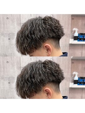 髪屋 紬 メンズ/メンズカット/メンズパーマ/ツイストスパイラル