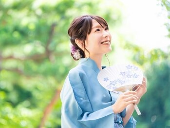 シーズンズ(SEASONS)の写真/【早朝受付◎】お祝い事の着付けはプロにお任せください！浴衣＆ヘアも承っております◎