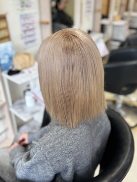 ケーアールツーエス 古市駅前店(KR2S) 大人気!ミルクティーベージュ