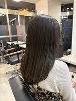 アルメリア 池袋(Arumeria)&nbsp;レイヤーカットうアッシュグレージュラベンダーグレージュ透明感