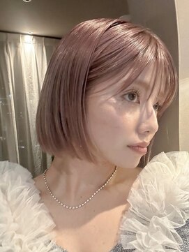 ニモ(NIMO.) ピンクベージュ/ハイトーン/Wカラー/ボブ