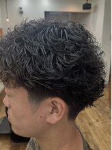 バーバーショップテト(barber shop tete) アクティブショート ルーズパーマ アップバング