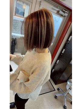 ヴァイオレット(VIOLET) 30代 アンブレラカラー