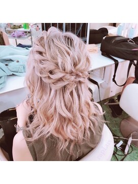ヘアアンドメイク スタジオ ラプラス(HAIR&MAKE STUDIO rapLus) ☆もこもこハーフアップ☆