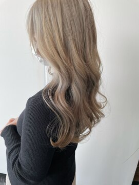 ビースターティス(Be Statice) milktea　beige