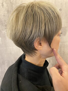 リンクス トウキョウ(LINKS TOKYO) 白髪ぼかし　丸みショート