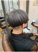 ハイトーングレージュ