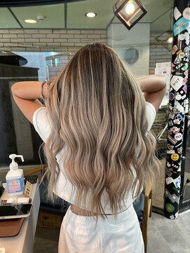 ラフ(LAFF) #黒髪#ボブルフ#ネビージュ#小顔#ワンレン