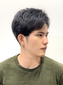 ヨシザワインク ハコザキ 水天宮前 日本橋人形町(YOSHIZAWA Inc.HAKOZAKI) 20代ツーブロックナチュラルショートスタイル