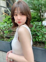 エレン 池袋(ElEn.)&nbsp;似合わせ小顔カット×くびれ外ハネミディ　韓国ヘア　髪質改善