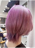顔周りボブルフ×ハイトーンカラー王道ミルクティーピンク