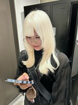 トムキャット(TOM CAT) white color × layer style